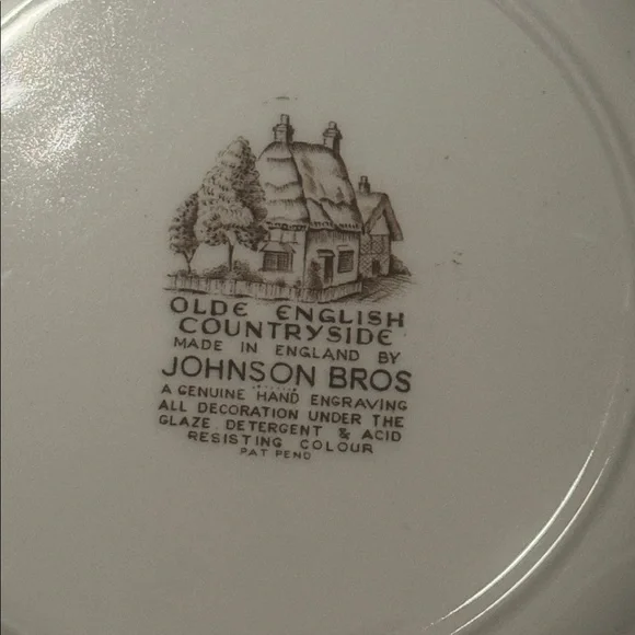 Johnson Brothers Brown and Cream Dinner Plate - Picture 2 of 4